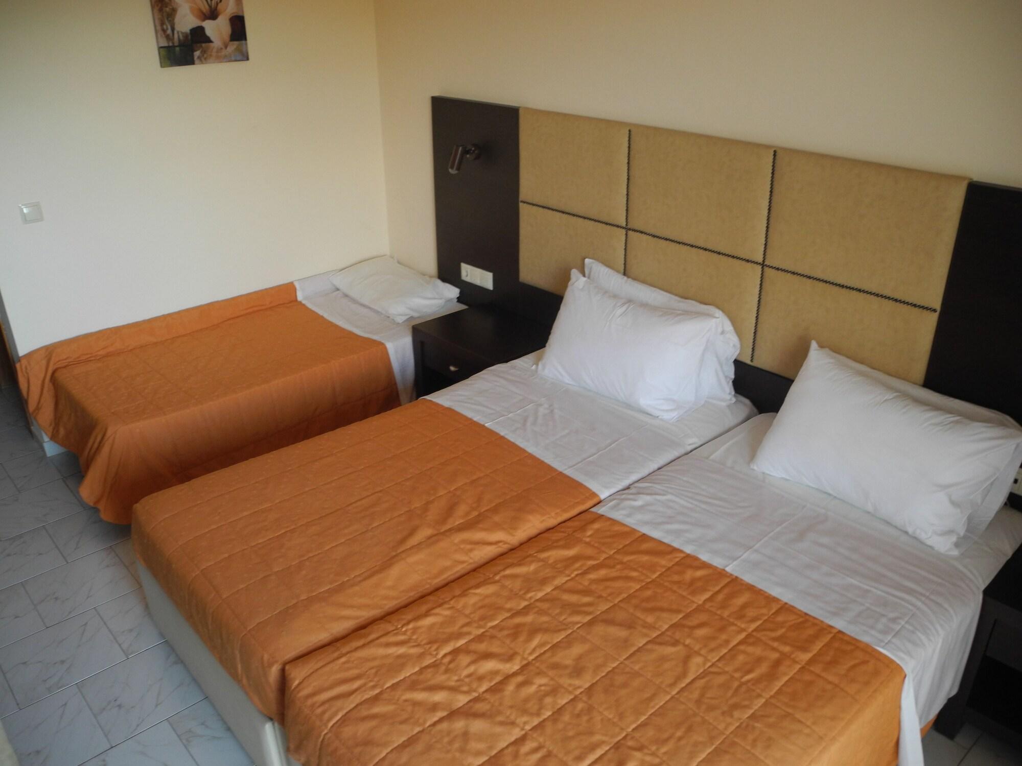 Pegasus Hotel 로다 외부 사진