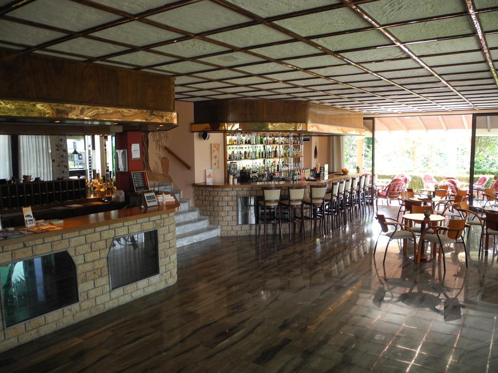 Pegasus Hotel 로다 외부 사진