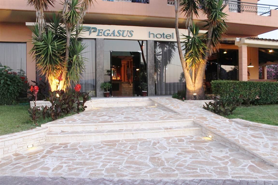 Pegasus Hotel 로다 외부 사진