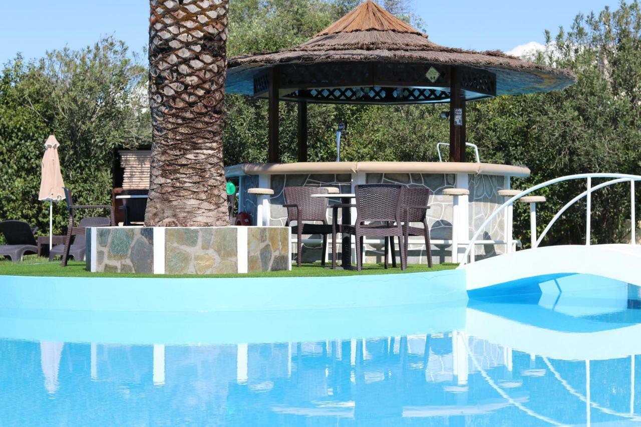 Pegasus Hotel 로다 외부 사진