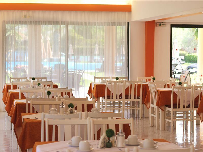 Pegasus Hotel 로다 외부 사진